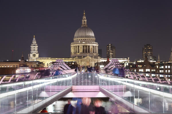 St. Paul’s Cathedral from Millennium Bridge in the evening, London, Great Britain, Uk