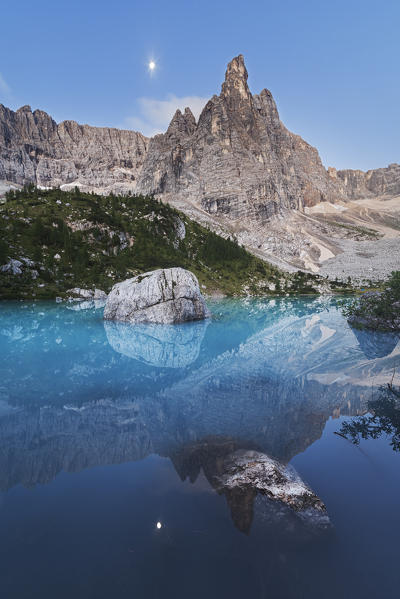 Sorapis Lake, Dolomites, Auronzo di Cadore, Belluno, Italy.