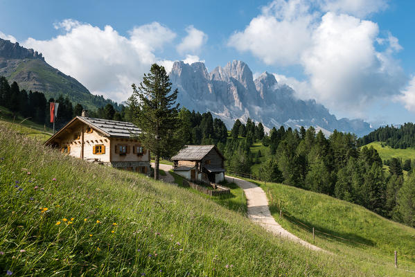Funes Valley, Dolomites, South Tyrol, Italy. The Kaserillalm/Malga Caseril