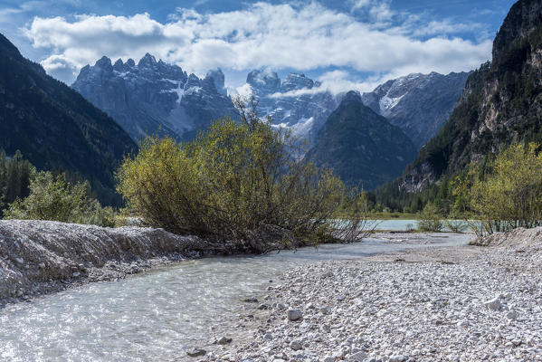 Carbonin, Dolomites, South Tyrol, Italy. Lake Landro with the peaks of the Cistallo group 