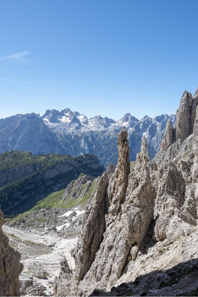 Misurina, Cadini mountains, Dolomites, province of Belluno, Veneto, Italy. View from the Forcella del Diavolo with Marmarole in the background