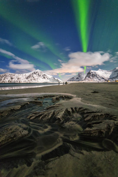 Skagsanden Beach, Flakstad - Islands Lofoten Norway