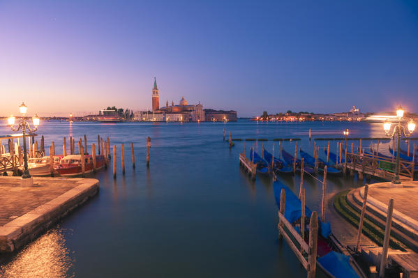 Riva degli Schiavoni, Venice, Veneto, Italy. St Mark's basin and the St George's church.