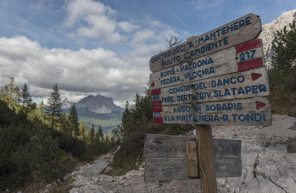 Sorapiss, Belluno, Dolomites, Veneto, Italy. Path' signs at Sorapiss