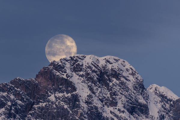 Croda Bianca, Moon, Marmarole, Belluno, Dolomites, Veneto, Italy. Moonset behind Croda Bianca