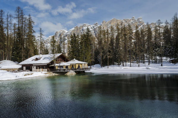 Ghedina lake, Cortina d'Ampezzo, Dolomiti, Dolomites, Veneto, Italy. Refuge at Ghedina lake
