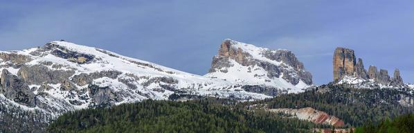 Cinque Torri, Averau, Nuvolau, Falzarego Pass, Cortina d'Ampezzo, Dolomiti, Dolomites, Veneto, Italy. Panoramic view of Cinque Torri, Averau and Nuvolau.