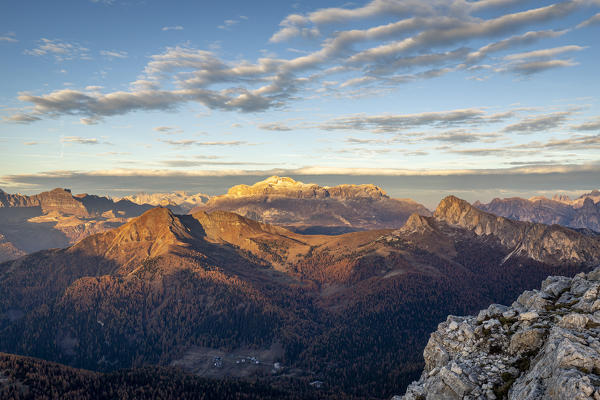 Italy,Veneto,Belluno district,Cortina d'Ampezzo,sunrise from Mount Croda Negra looking at Mount Col di Lana,Sella group,and Mount Settsass