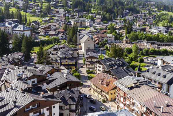 Italy,Veneto,Belluno district,Boite Valley,high angle view of Cortina d'Ampezzo,renowned winter and summer tourist resort