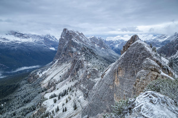 Italy,Veneto,Belluno district,Boite Valley,Cortina d'Ampezzo,peaks of Pomagagnon group with the first snow