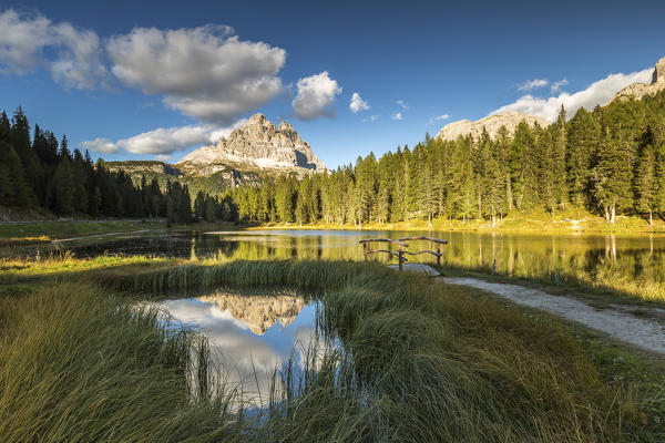 Three Peaks reflected in Lake Antorno, Auronzo di Cadore, Belluno district, Veneto, Italy, Europe
