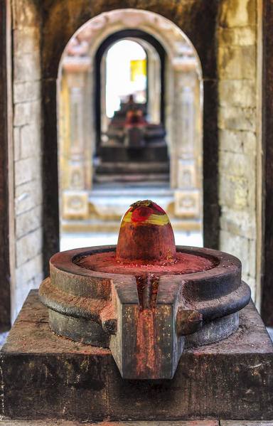 Lingam,a symbol of adoration for the Hindus,Pashupatinath Temple,Kathmandu,Nepal,Asia