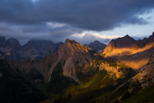 Europe,Italy,Trentino,Dolomites,Fassa Valley.
Col Ombert at sunset