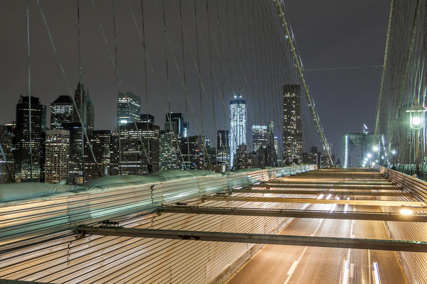 USA, New York City, Downtown Financial district of Manhattan and the Brooklyn Bridge