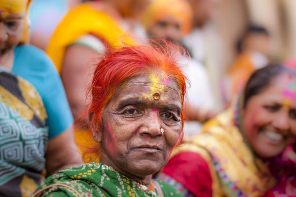 Asia, India, Uttar Pradesh, Portrait of an Indian woman during Holi festival