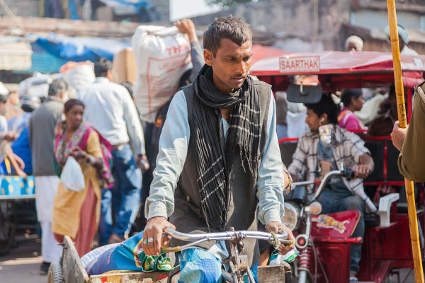 India, Delhi, street scene in the old city