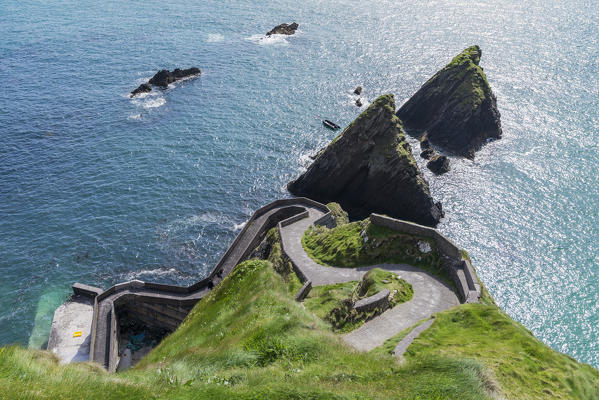Road to Dunquin Pier. Dunquin, DIngle Peninsula, Co.Kerry, Munster, Ireland, Europe.
