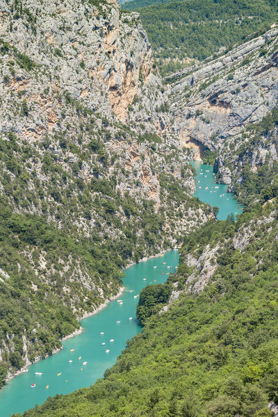 Paddle boats on the waters of the Gorges du Verdon. La Palud-sur-Verdon, Alpes-de-Haute-Provence, Provence-Alpes-Cote d'Azur, France, Europe.
