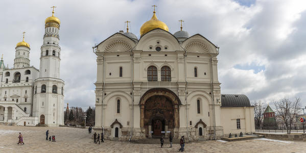 Russia, Moscow, Cathedral of the Archangel and Ivan the Great Bell Tower in the Moscow Kremlin