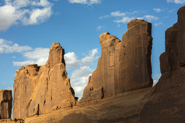 Park Avenure, Arches National Park, Moab, Grand County, Utah, USA.