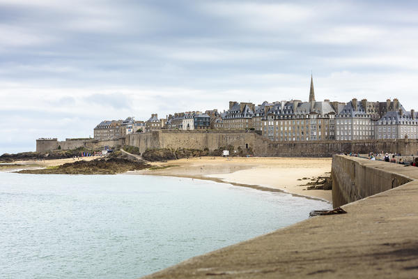 The town seen from the pier. Saint-Malo, Ille-et-Vilaine, Brittany, France.