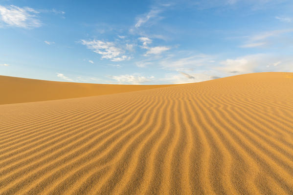 Wind drawn lines on the sand in Gobi Gurvan Saikhan National Park. Sevrei district, South Gobi province, Mongolia.