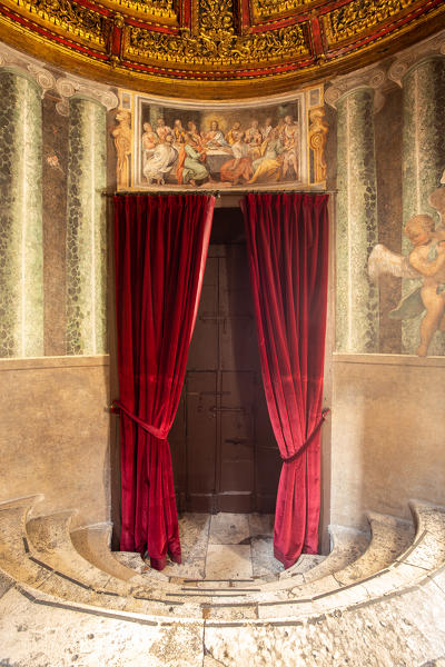 Monumental lateral entrance at the Church of the Holy Spirit in the Saxon District
Europe, Italy, Lazio, Province of Rome, Rome