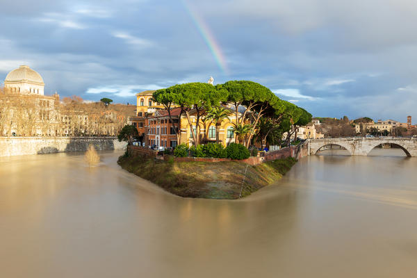 Rainbow behind Tiber Island during a flood of Tiber River
Europe, Italy, Lazio Region, Province of Rome, Rome