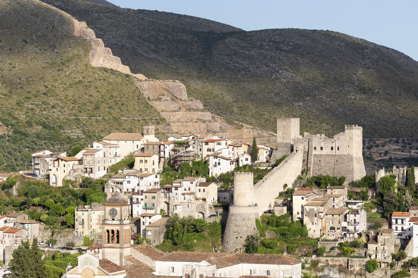 The old town of Itri with its castle.
Europe, Italy, Lazio, Province of Latina, Itri