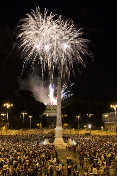 Italy, Lazio, Rome. The fireworks for the Girandola of Piazza del Popolo