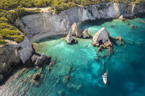 View of I Pagliai beach and cove on Isola san Domino. Tremiti Islands, Foggia district, Puglia, Italy.