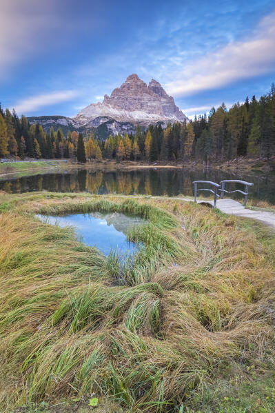 View of lake Antorno with Tre Cime di Lavaredo in the background. Misurina, Dolomites, province of Belluno, Veneto, Italy. 