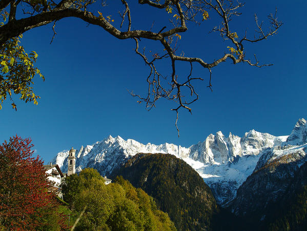 Autumn view of Val Bondasca. Rhaetian Alps. Canton of Graubünden. Switzerland. Europe