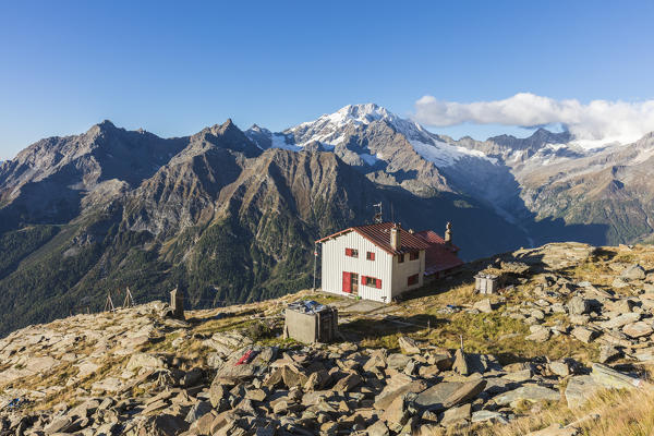 Rifugio Longoni, Chiesa in Valmalenco, Malenco Valley, province of Sondrio, Valtellina, Lombardy, Italy