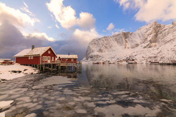 Traditional fisherman's huts (Rorbu), Reine Bay, Lofoten Islands, Norway