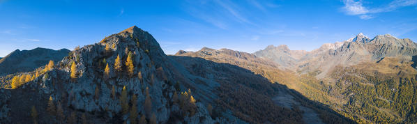 Aerial panoramic of Monte Disgrazia and Corni Bruciati from Sasso Bianco in autumn, Valmalenco, Valtellina, Lombardy, Italy