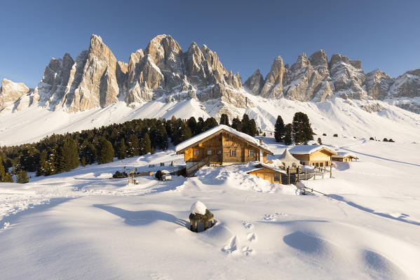 the Geisleralm Hut in Villnössertal with the Geisler in the background, Bolzano province, South Tyrol, Trentino Alto Adige, Italy, 