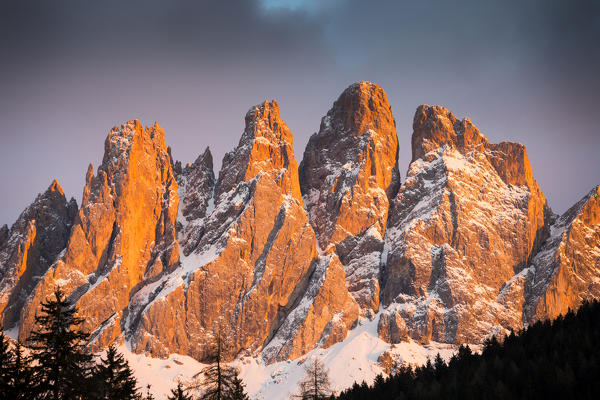 a view of an autumnal sunset on the Geisler Group, Villnössertal, Bolzano province, South Tyrol, Trentino Alto Adige, Italy