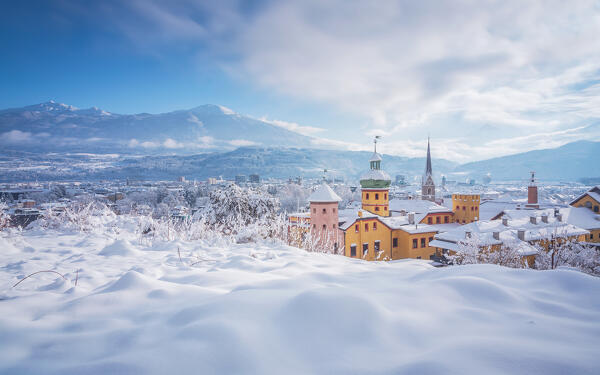 Castle Buechsenhausen after a heavy snowfall, Sankt Nikolaus district, Innsbruck, Tyrol, Austria 