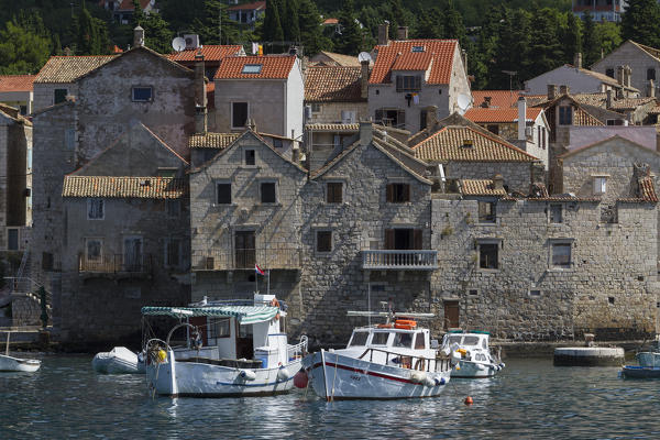 View of Komiza village (Komiza, Vis, Vis Island, Split-Dalmatia county, Dalmatia region, Croatia, Europe)