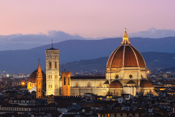 Europe, Italy, Tuscany. Basilica Santa Maria Novella in the center of Florence at first evening lights - City of Tuscany