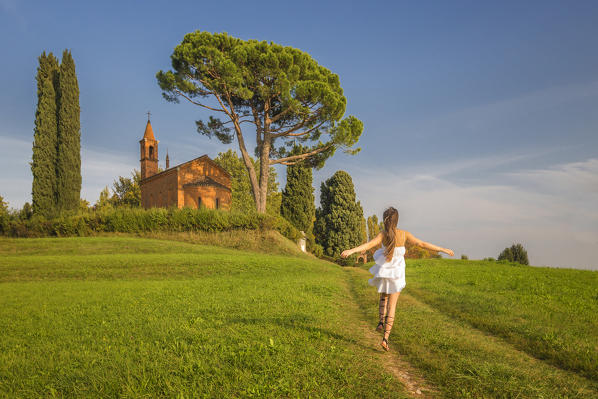 Girl runs and enjoys on meadows, Pomelasca, Inverigo, Como province, Brianza, Lombardy, Italy, Europe (MR)