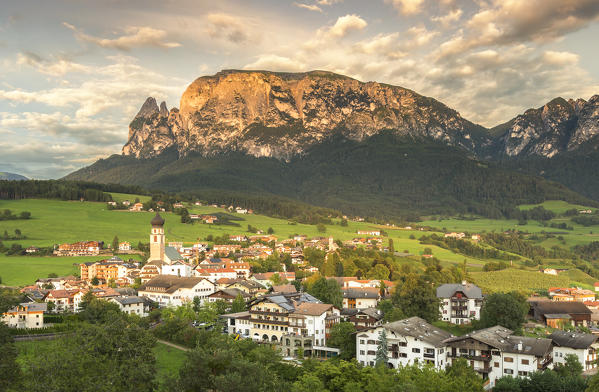 Sunset on Sciliar Dolomites and Fiè allo Sciliar village, Bolzano province, South Tyrol, Trentino Alto Adige, Italy, Europe