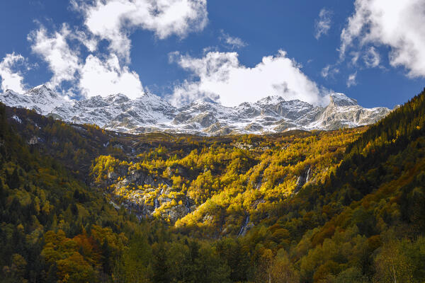 Autumnal view on the mountains of Val Masino from Bagni di Masino, Sondrio  province, Valtellina, Lombardy, Italy, Europe
