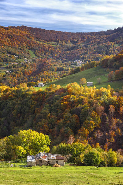 Autumnal view of Manno and Posa village of Schignano from San Zeno. Piano delle Alpi, Cerano d'Intelvi, Intelvi valley (val d'Intelvi), Como province, Lombardy, Italy, Europe