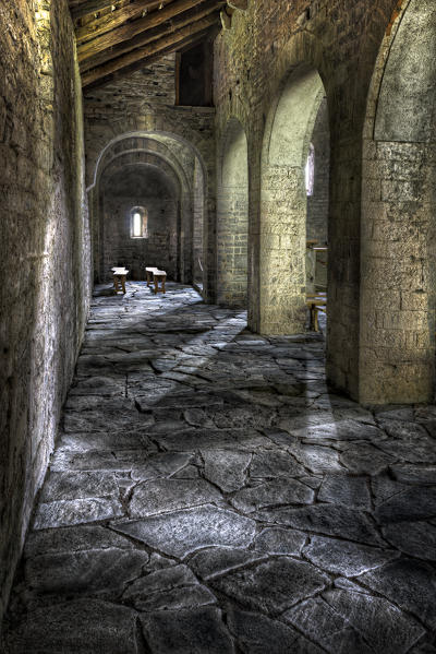 Abbazia di San Benedetto in Val Perlana, Perlana valley, Como province, Lombardy, Italy, Europe