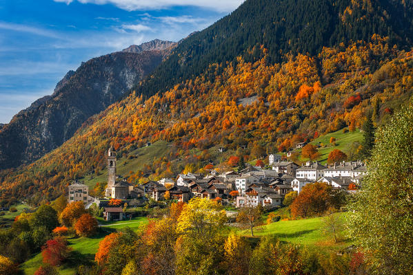 A perfect Autumn day at Soglio, Maloja region, Canton of Graubunden, Bregaglia valley, Switzerland, Europe