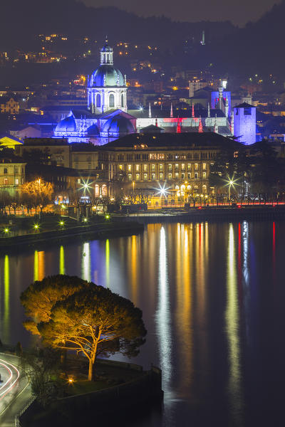 Como's cathedral in Christmas time, Como, lake Como, Lombardy, Italy, Europe