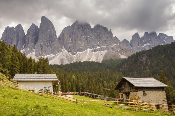 Dusler Alm refuge, Funes valley, Odle dolomites, South Tyrol, Trentino Alto Adige, Bolzano province, Italy, Europe