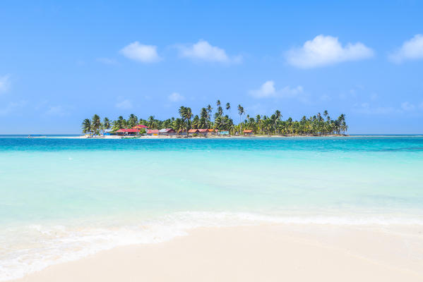 Isla Perro (Dog Island), San Blas islands, Comarca Guna Yala, Panama, Central America